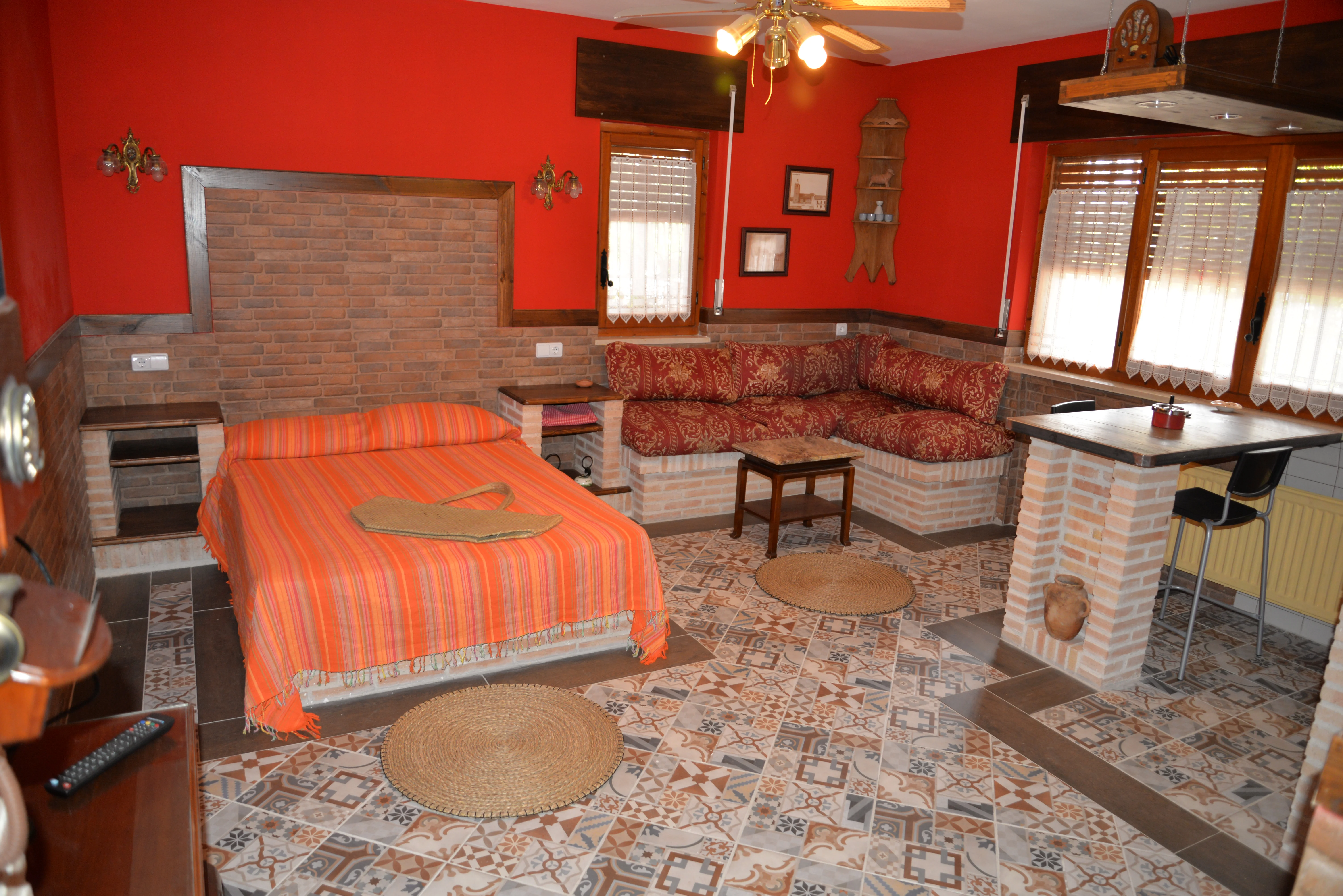 General del alojamiento El Yelmo